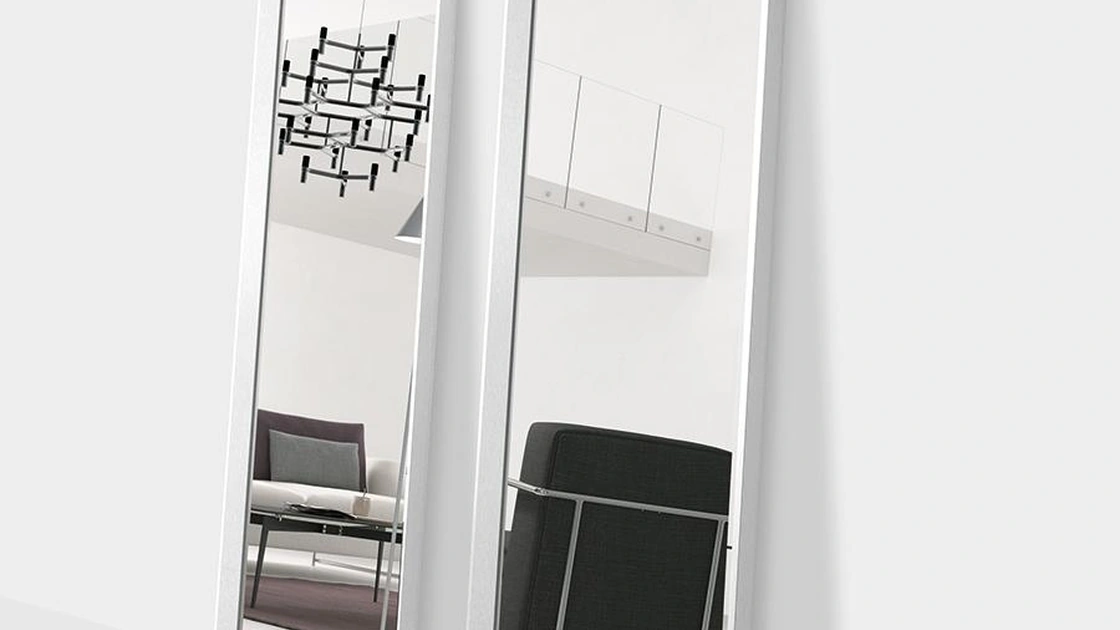 Specchiera Angolo Riflesso con cornice in alluminio di Pezzani