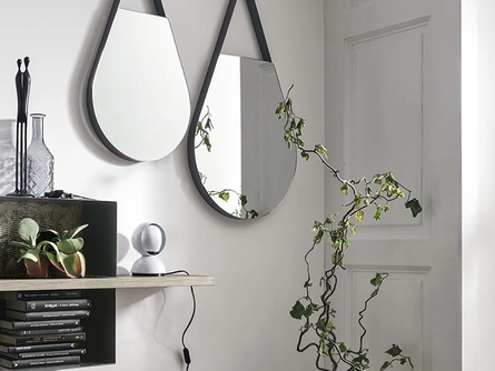 Specchiere moderne Drops con struttura in metallo di Target Point
