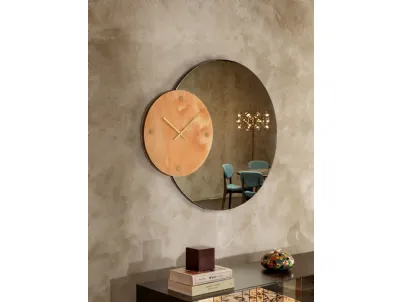 Orologio da parete in grès porcellanato con specchio Leave di Tonin Casa