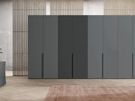Armadio con ante battenti Vitalyty Style in melaminico Grigio Titanio di Colombini Casa