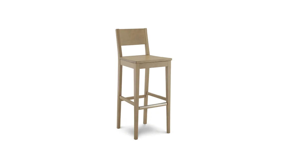 Sgabello in legno 2104L di Intermobili Bassano