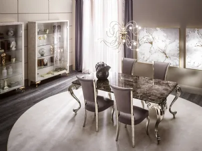 Tavolo classico con piano in marmo e gambe in fusione di alluminio George di Cantori