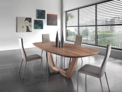 Tavolo di design Modello 14-13 in legno di Intermobili Bassano