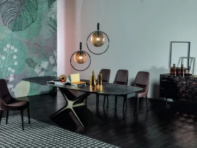 Tavolo Calliope con top in ceramica e base in acciaio di Tonin Casa
