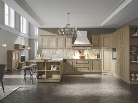 Cucina in legno di frassino decape' con isola centrale e top Palladio Contea 7 di Home Cucine