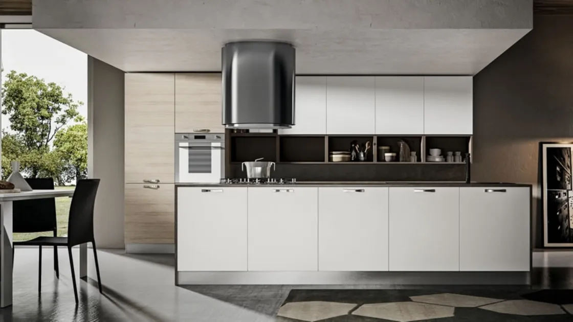 Cucina con isola centrale in roveregesso e melaminico bianco e savana Mela 8 di Home Cucine