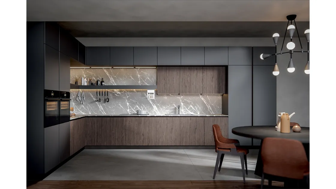 Cucina ad angolo in MDF visone e laccato grigio scuro Palù 2 di Home Cucine
